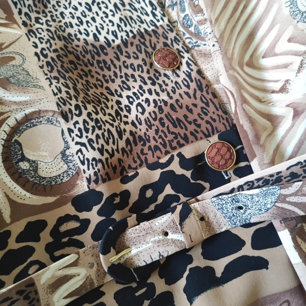 D'allaird's vintage 80s brown animal print belted midi dress. Size 16 - Picture 7 of 17